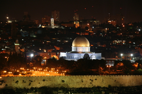 Jeruzalem by night