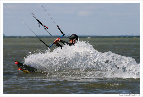 Kitesurfer