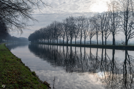 Mooie weerspiegeling - eerste wandeling van het jaar