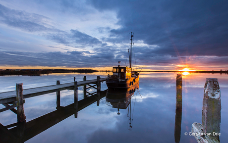 zonsondergang met lensflare