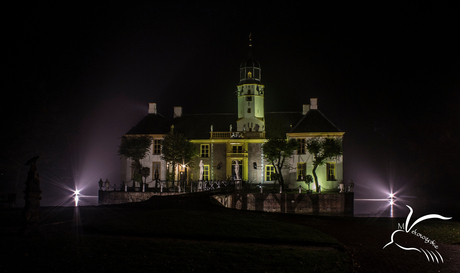 Fraeylemaborg slochteren in de nacht