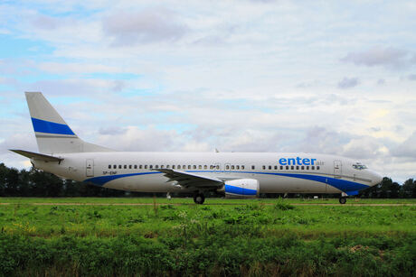 Boeing 737 4Q8