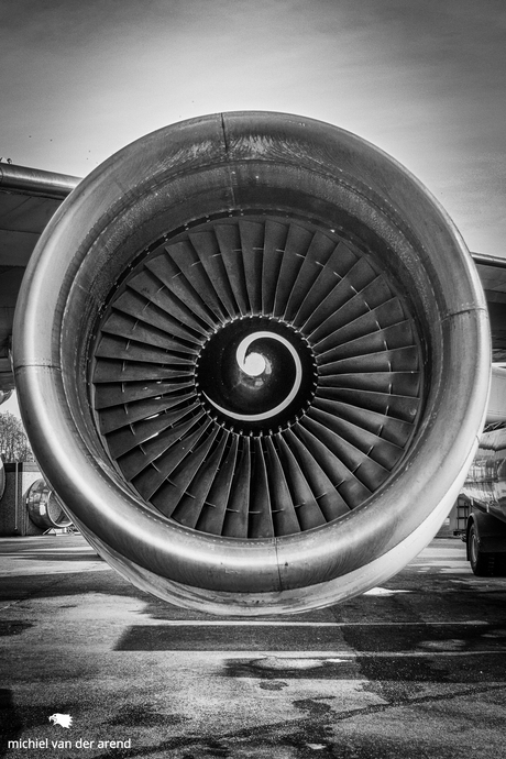 747-200 engine