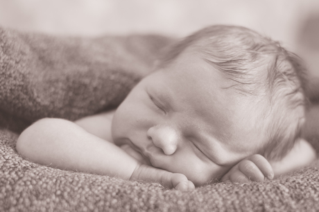 newbornshoot 2 weken oud