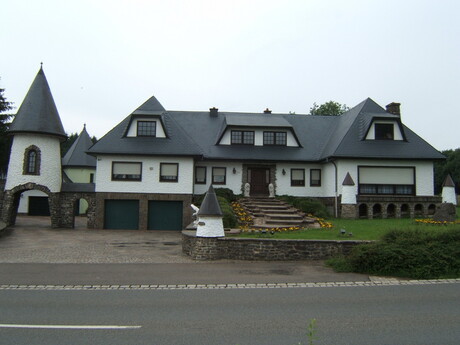 Huis in Hoscheid Luxemburg