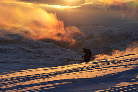 Sundown Skier II