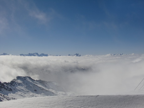 in de wolken