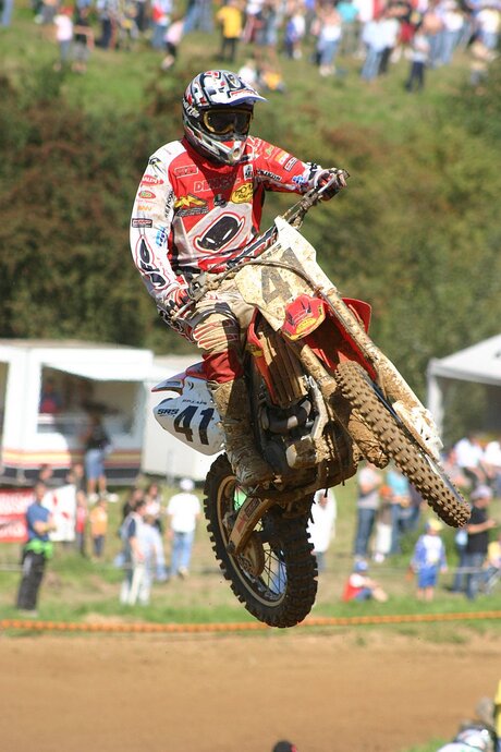 MOTOCROSS