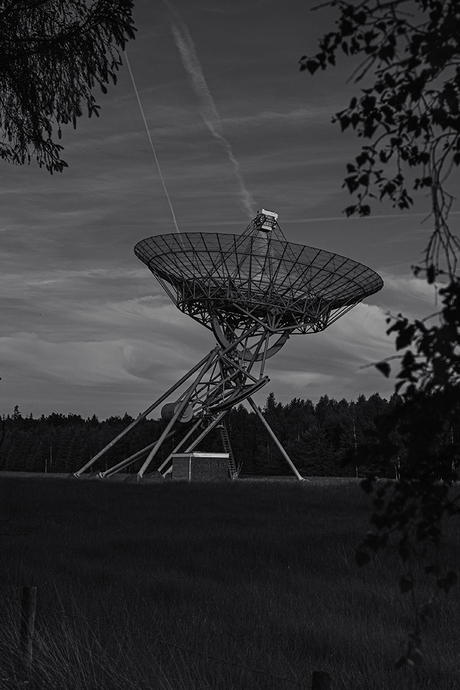 De Westerbork Synthese Radio Telescoop 