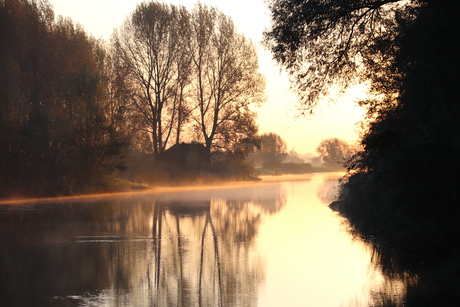 Riviertje bij Sleeuwijk