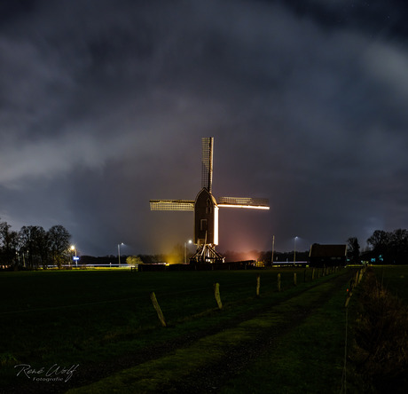 Avond bij de molen