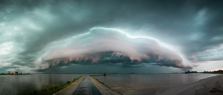 Massive Shelfcloud