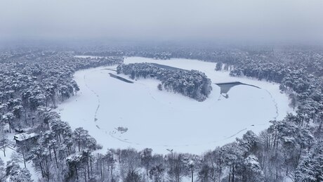 Het Henschotermeer in alle rust