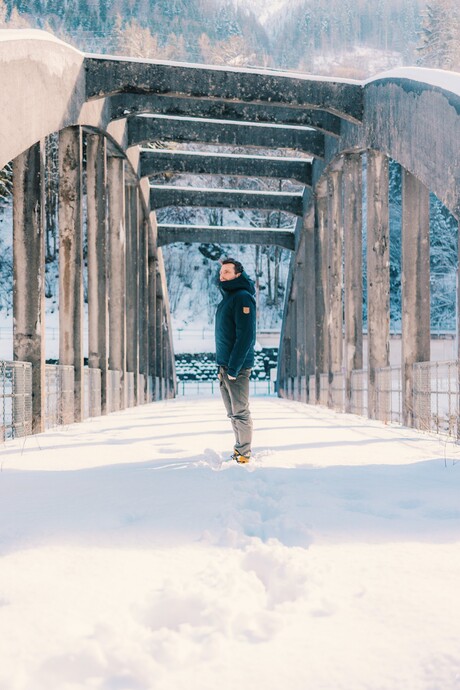 Cold bridge