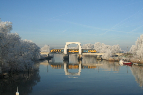 Spoorbrug