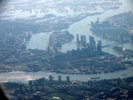 Rotterdam v. u. de lucht