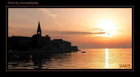 Porec bij zonsondergang