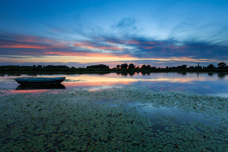 Avondrood aan de Oude Waal