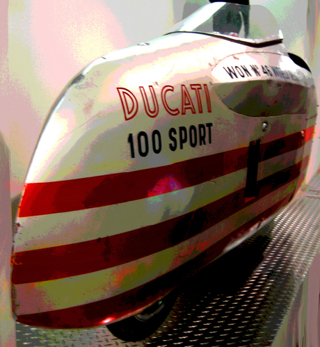 Ducati 100 sport