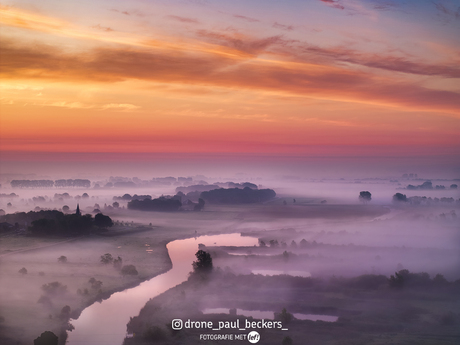 Ooijpolder in de mist