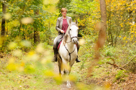 Queen on the white Horse