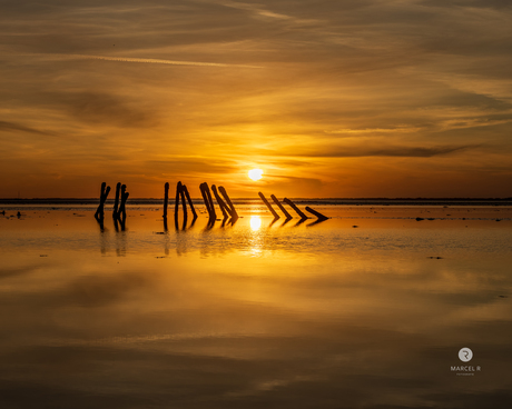 I aflopen met zonsondergang 