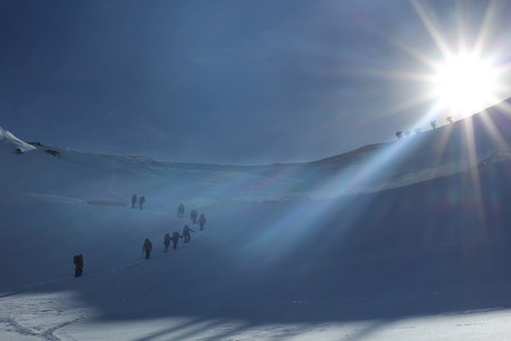 Bergschrund en graat naar top Castor