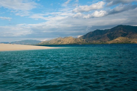 eiland voor de kust van Flores