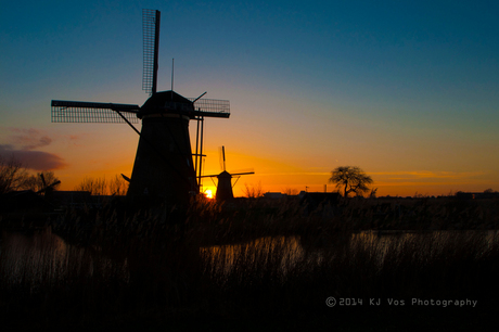 Zonsondergang bij Kinderdijk