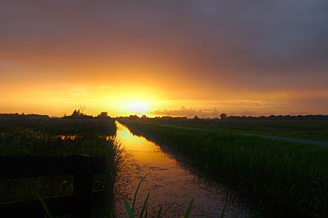 Zonsondergang omgeving Naardermeer