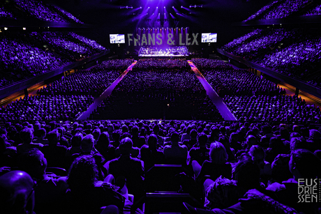  Lex Uiting & Frans Pollux met het Metropole Orkest in concert