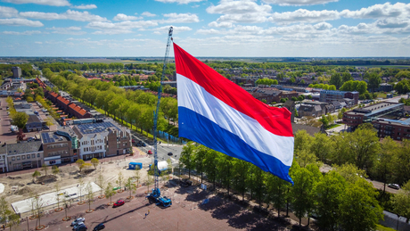 De grootste vlag van Nederland