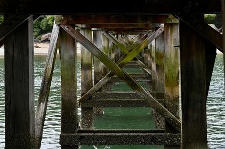 Onder De Brug