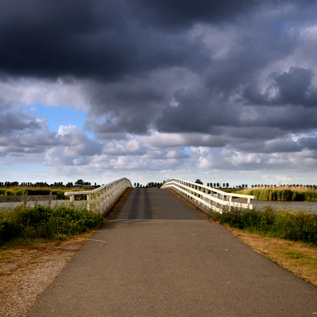 Over de brug