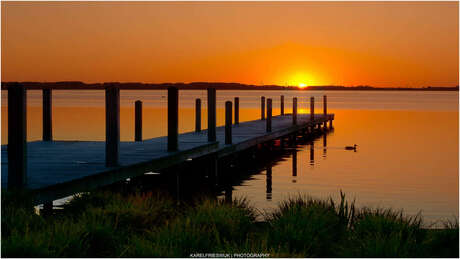 Zonsondergang steiger Veluwemeer.
