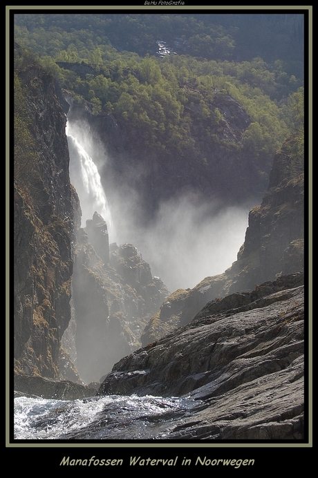 Manafossen waterval Noorwegen