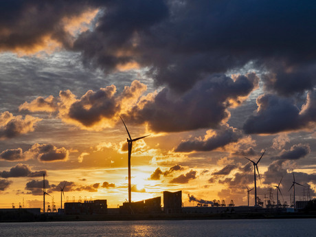 Zonsondergang over de Schelde