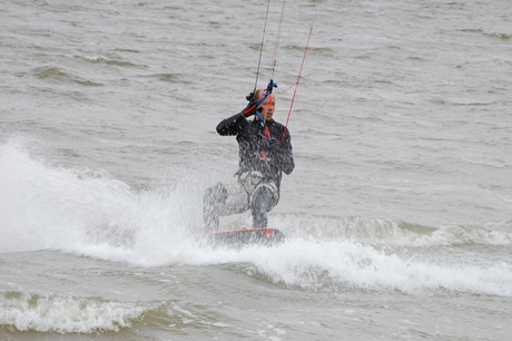 Kitesurfer