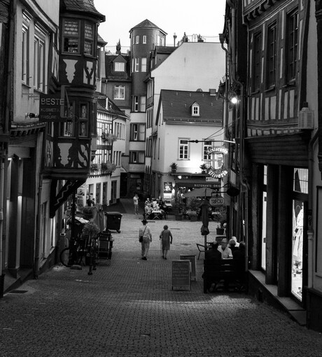 Black and White city