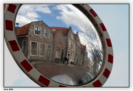 Edam in spiegelbeeld