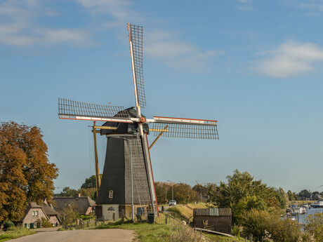 De Hollandsche Molen, te Nederhemert