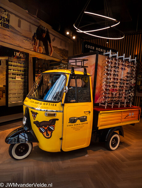 Tuk Tuk als brillendrager