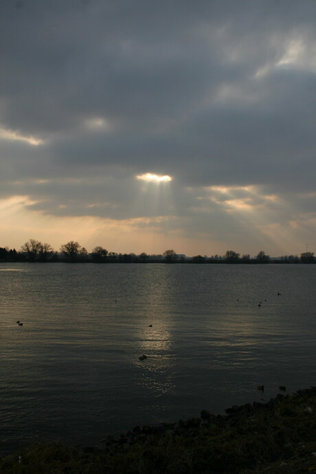 Spring een gat in de wolken!