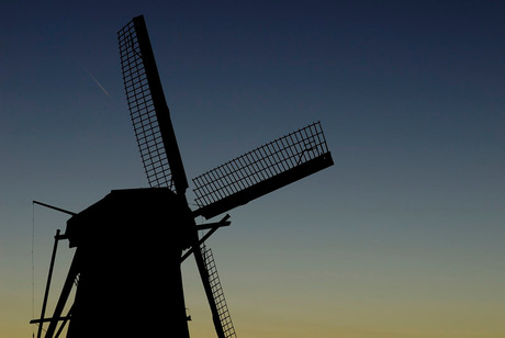 Molen in avond licht