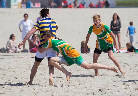 Jeugdbeachrugy toernooi