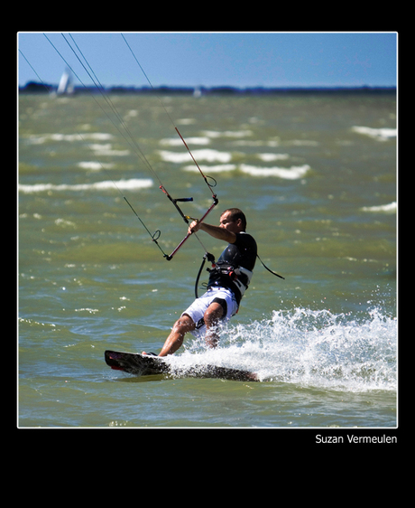 Kitesurfen op het IJsselmeer