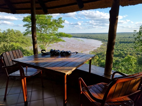 Uitzicht over de olifants-rivier.