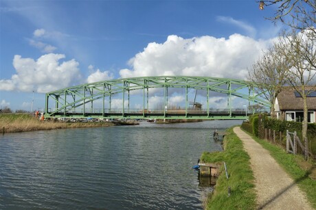 P1100494  Oude Spoorbrug  Schipluiden NA de renovatie  2020   foto 4 mrt 2020  