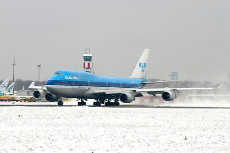 Boeing B747 406