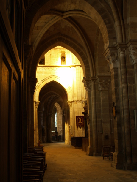 kerk van langres (fr)